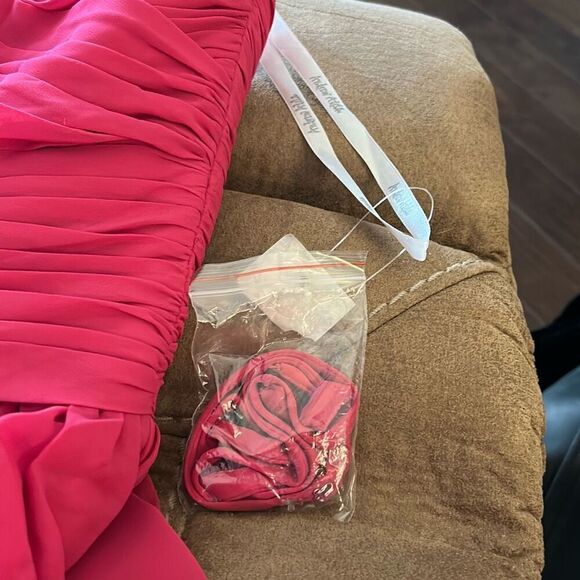 Andrew‎ Adela Formal *SAMPLE* Bridesmaid Dress. In New Condition. Size 10. - Picture 3 of 8